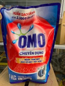 Nước giặt OMO Matic cho máy giặt cửa trước túi 4kg
