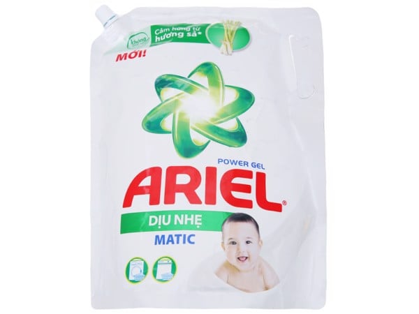 Nước giặt Ariel Matic dịu nhẹ hương sả túi 2.15kg