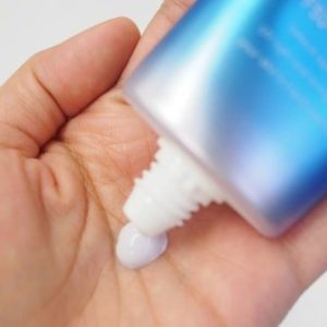 Tinh Chất Chống Nắng Hiệu Chỉnh Sắc Da Sunplay Skin Aqua Tone Up UV Essence SPF50+ PA++++ (50g)